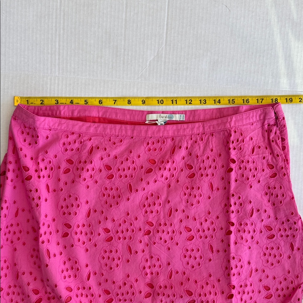 Boden Pink Eyelet Skirt BODEN Women's Broderie Pencil Skirt, Pink, US 14R - Picture 4 of 10